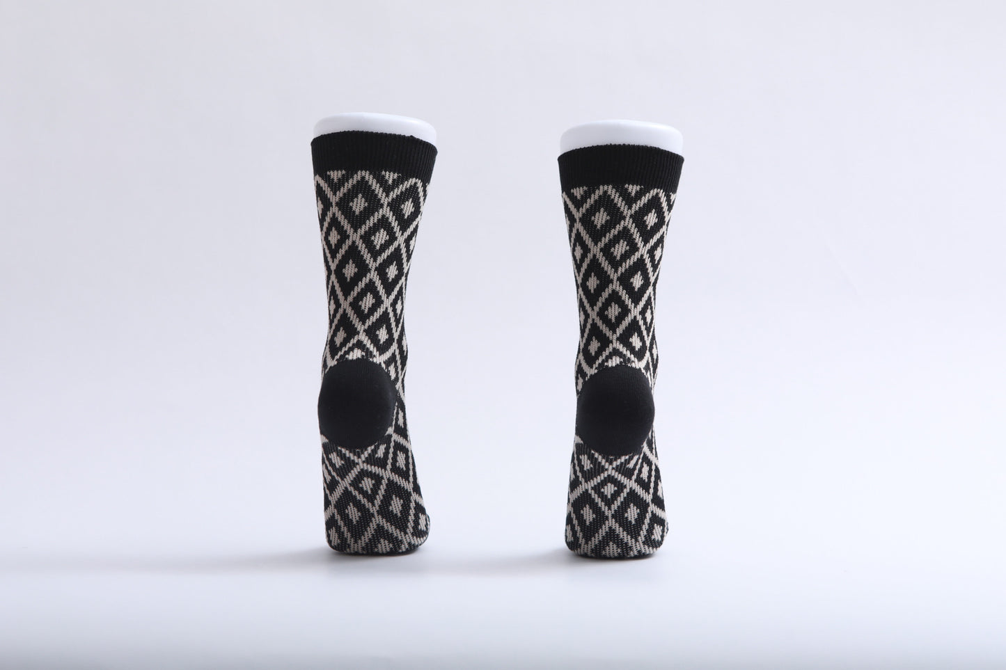 Chaussettes - Graphiques losanges noirs et blancs