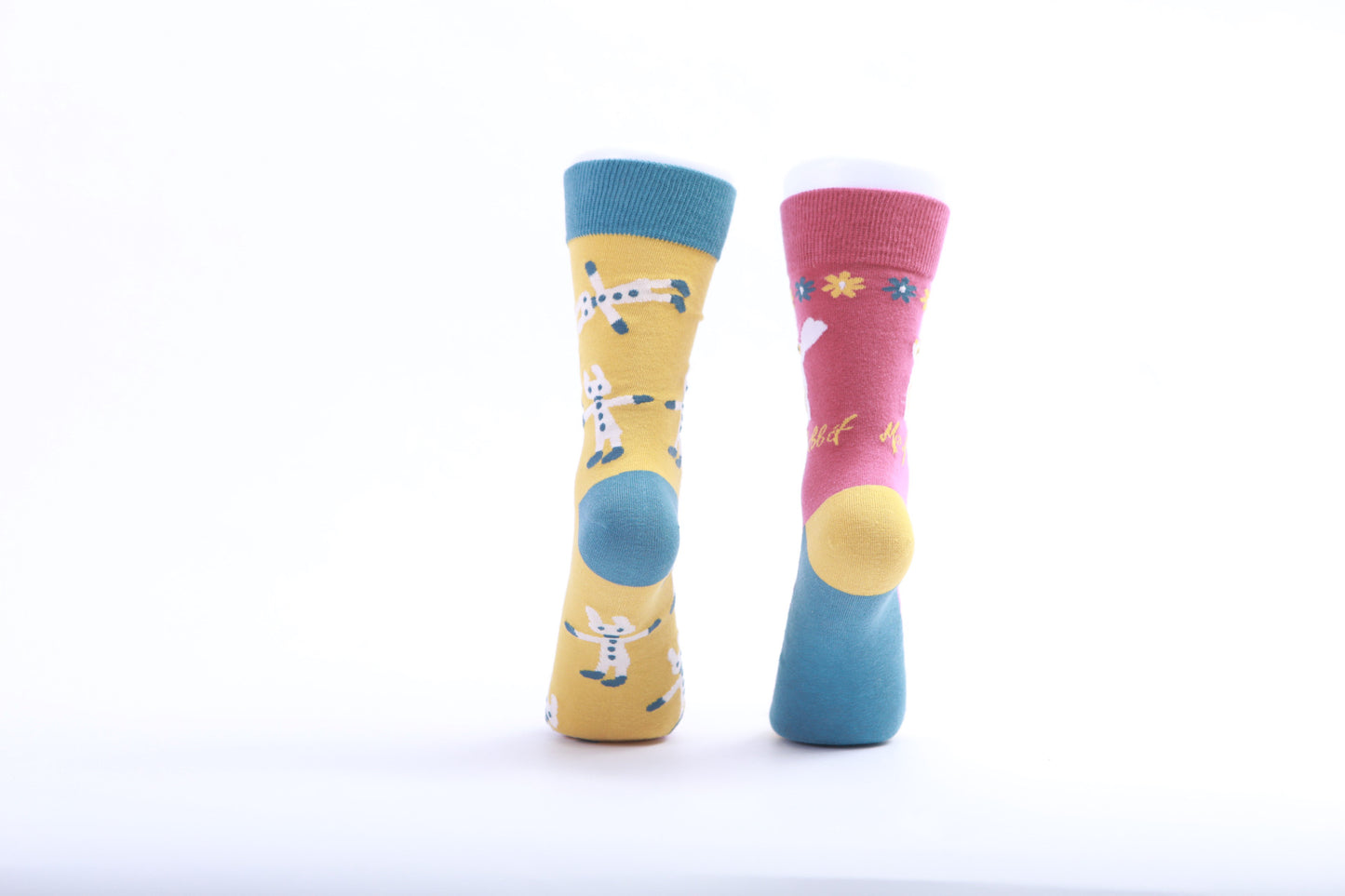 Chaussettes - Rouge et jaune avec lapin blanc