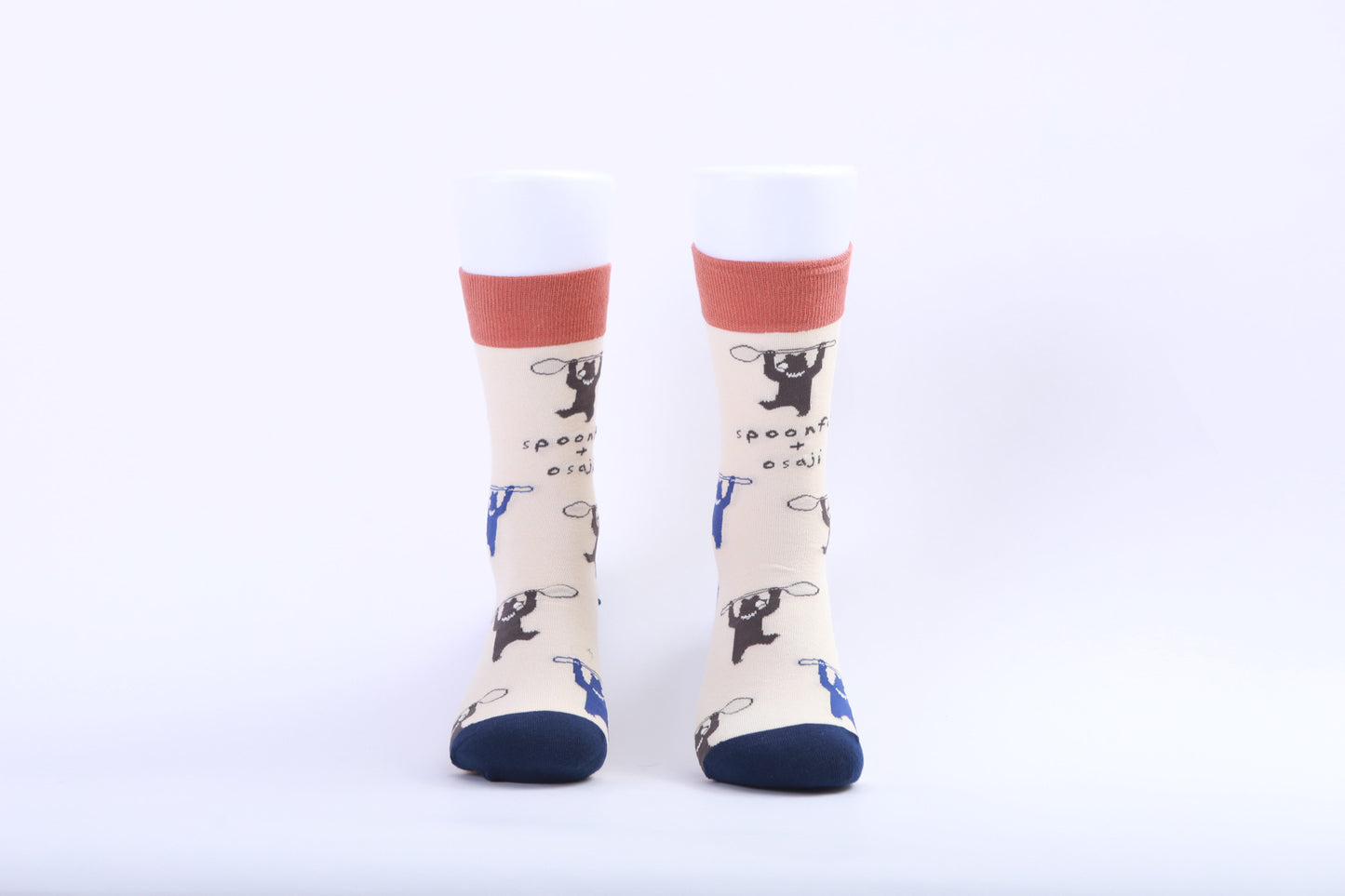 Chaussettes - Ours avec cuillère - Violet et marron sur fond beige